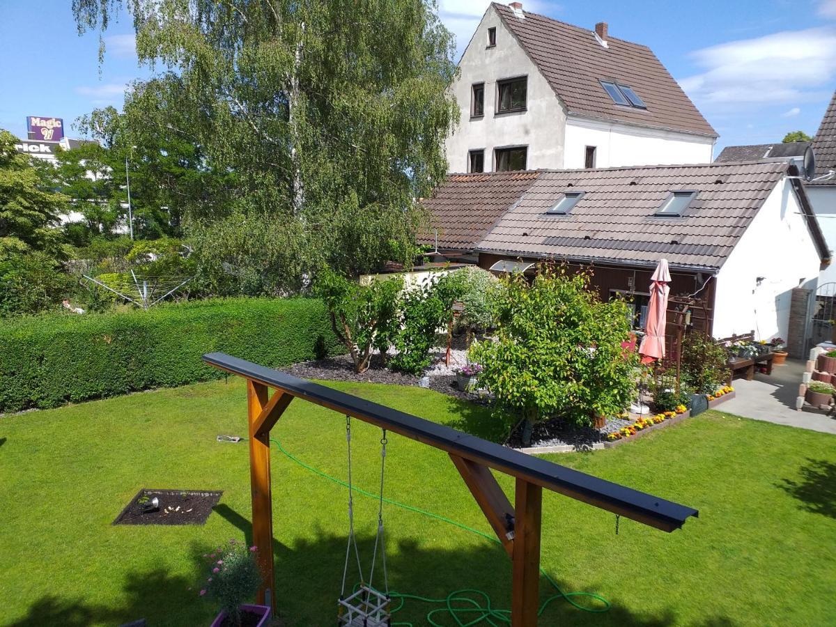 Gemuetliches, Freistehendes Ferienhaus โคเบลนซ์ ภายนอก รูปภาพ