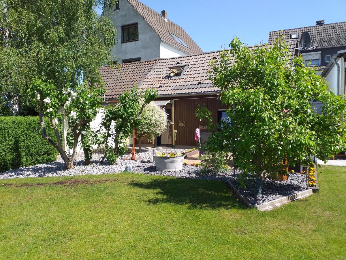 Gemuetliches, Freistehendes Ferienhaus โคเบลนซ์ ภายนอก รูปภาพ